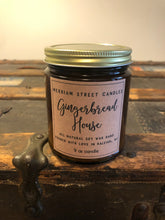 Load image into Gallery viewer, Gingerbread House